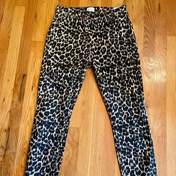 NWOT Alice + Olivia Jeans Size 28 Good Cropped Leopard Skinny