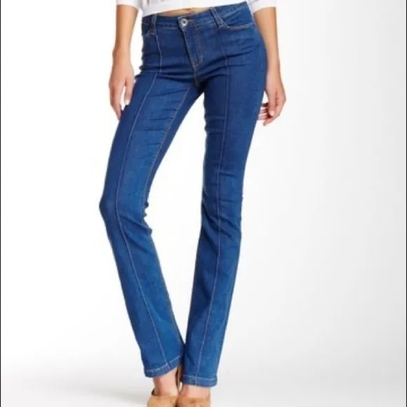 Alice + Olivia High Waisted Pintuck Bootcut Jeans 27