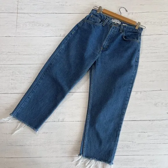 AMERICAN APPAREL DENIM THE HIGH-WAIST CROPPED RAW HEM JEAN SIZE 28