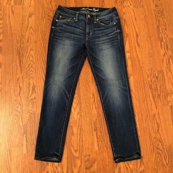 American Eagle Dark Wash Slouchy Jeans Size 0