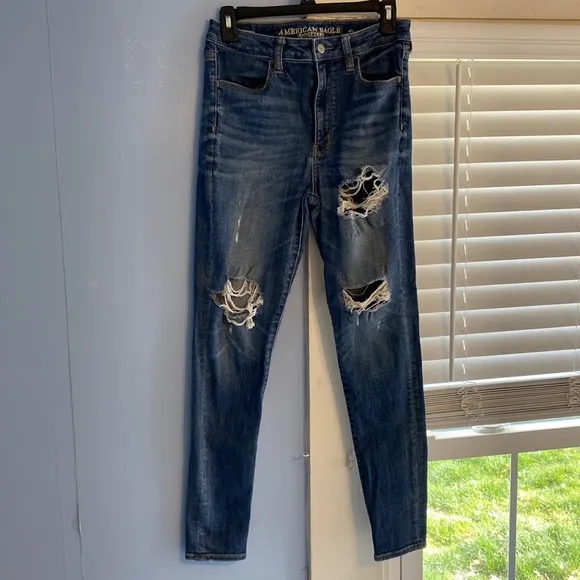 American Eagle Super Hi-Rise Jegging