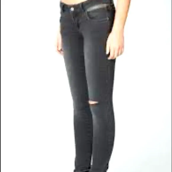 Anine Bing women’s black wash double zip ankle zip mid rise rise skinny jean 31
          
      NWT