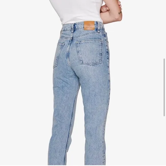COPY - Anine Bing High Waist Light wash Blue Sonya Jeans size 26 tag 28 actual
