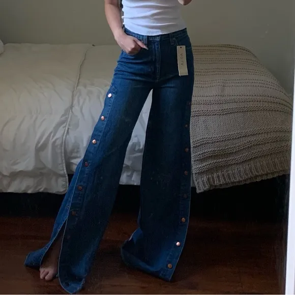 AO.LA snap button denim wide leg jeans
          
      NWT