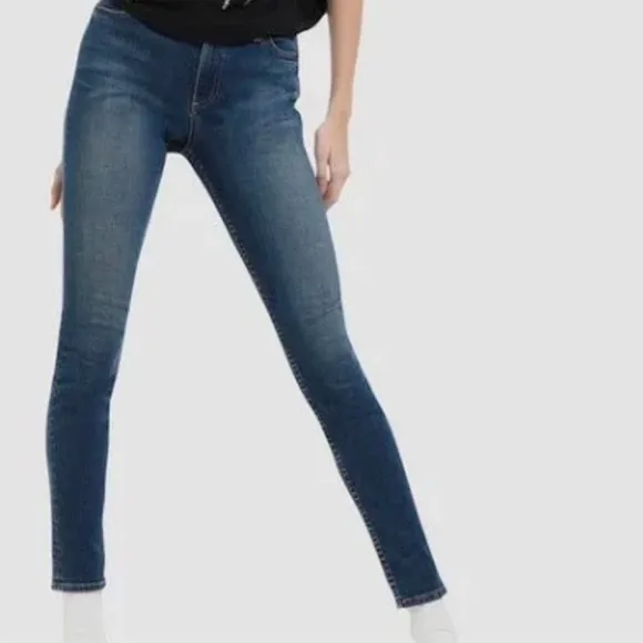 AO.LA Alice + Olivia You Look Good Jeans 24