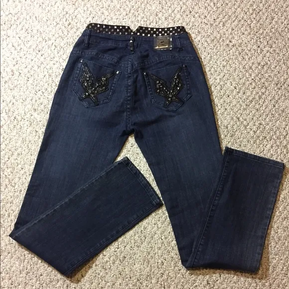 Apple Bottoms Electic Fever Jeans
          
      Boutique