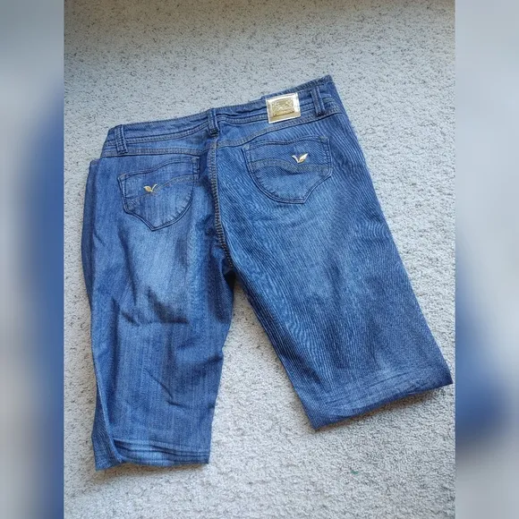 Apple Bottom Jeans distressed jeans
