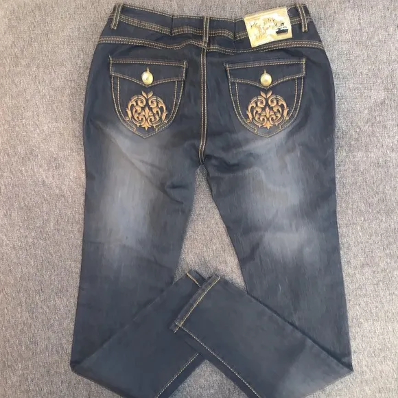 Apple Bottoms Jeans