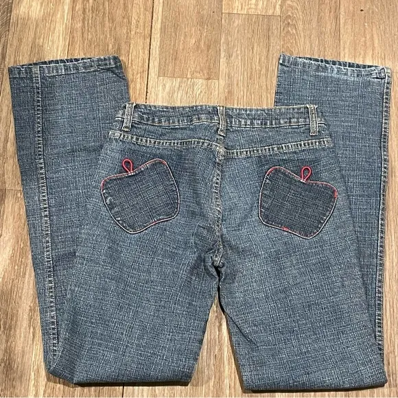 Vintage Apple Bottom Straight Leg Jeans Junior size 6 Back Patch Pockets 25 x 30