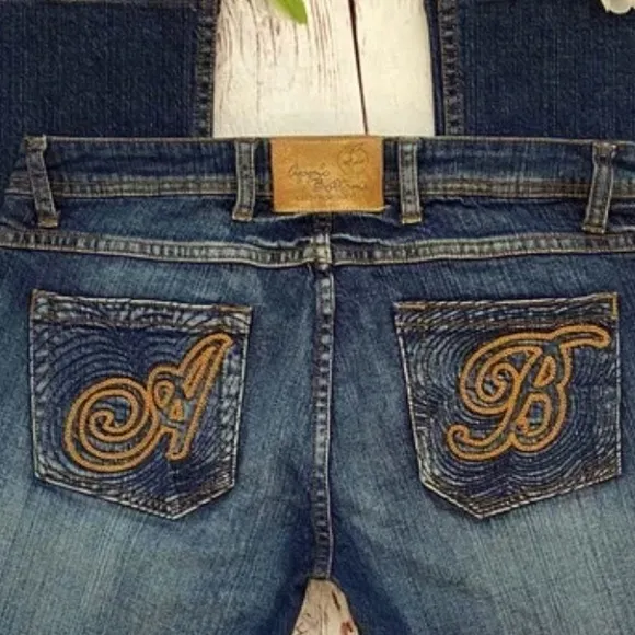 Apple Bottoms Y2K Embroidered Pocket Low Rise Bootcut Jeans - Size 7/8