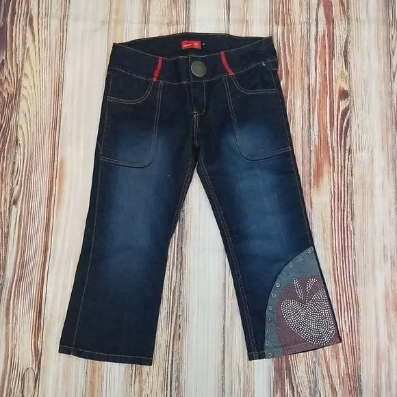 𝅺Apple Bottoms Cropped Jeans sz 6