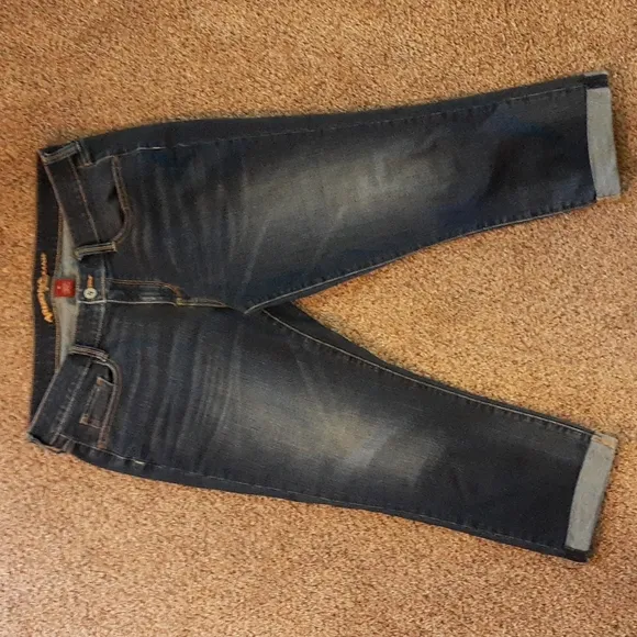 Arizona Jeans Capris Size 13
