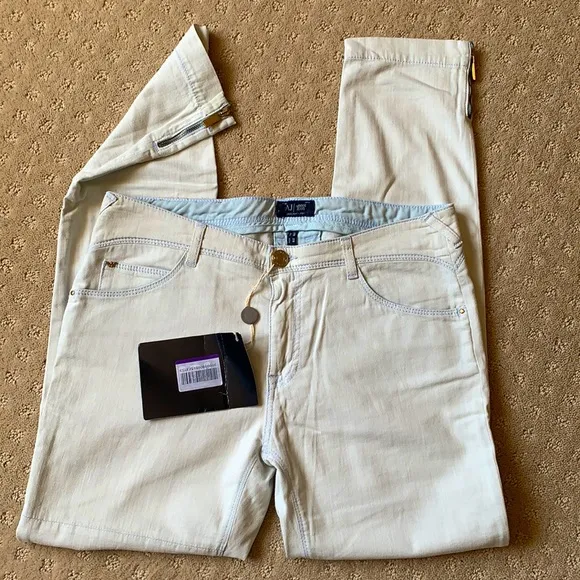 NWT Armani Jeans, sz 29
          
      NWT
