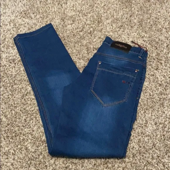 😊Giorgio Armani Jeans Size 30