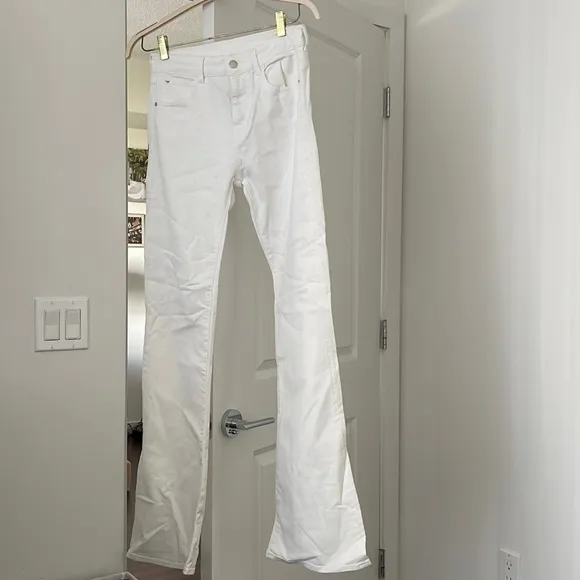 White bell-bottom Georgio Armani jeans never worn!
          
      NWT