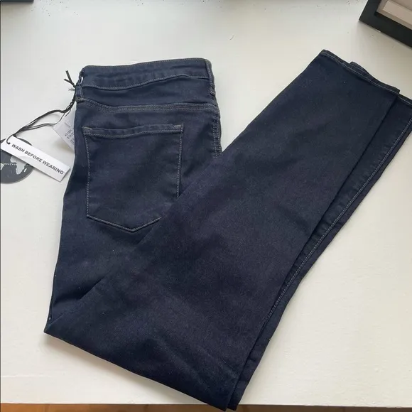 NWT Articles of Society Blue Skinny Jeans Size 29
          
      NWT