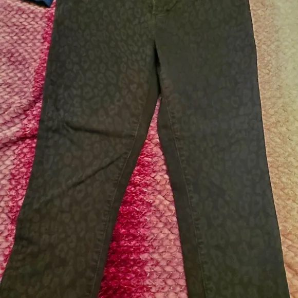 ❤️ FINAL PRICE DROP: Skinny Jeans