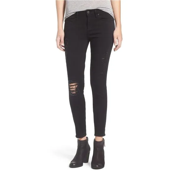 Articles of Society Womens Super Soft Skinny Fit Jeans, Black, NWT
          
      NWT