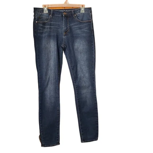 Articles of Society Cut #3081 West End Wash Blue Skinny Jeans Size 30