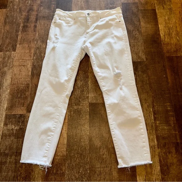 Articles of Society white distressed ankle jeans