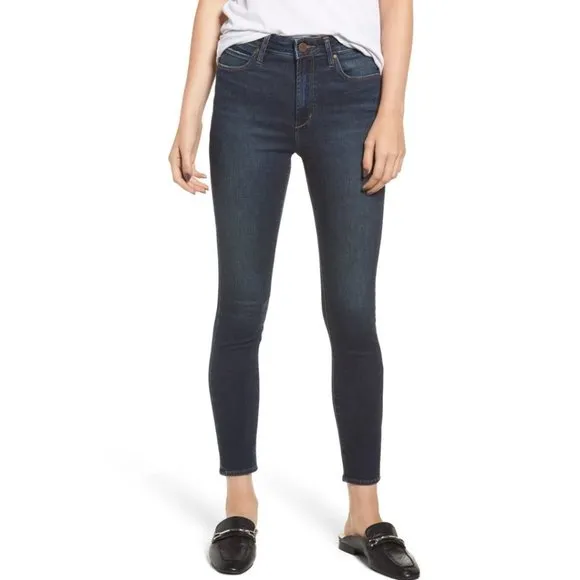 3/$40 NWT Articles of Society Heather High Rise Skinny Jeans size 31
          
      NWT