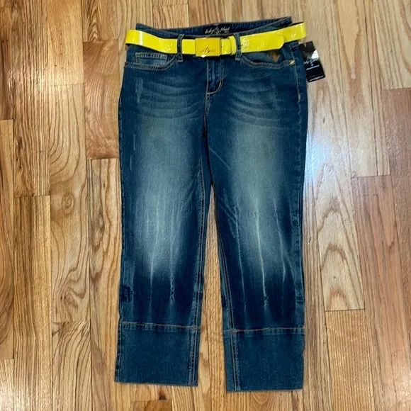 NEW Baby Phat yellow Belted Crop Denim Jeans Capri sz 5
          
      NWT