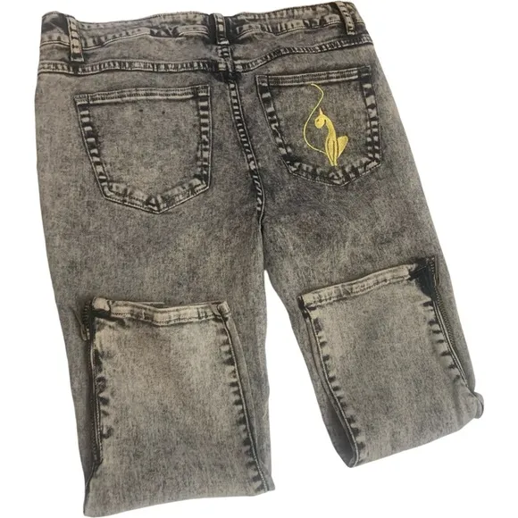 New Vintage Y2K Baby Phat Black Stone Washed Cropped Jeans Kimora Lee Simmons
          
      NWT