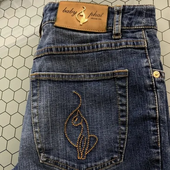 Baby Phat Estilo Jeans Junior Size 7 Bootcut Medium Wash Mid Rise Denim Y2K