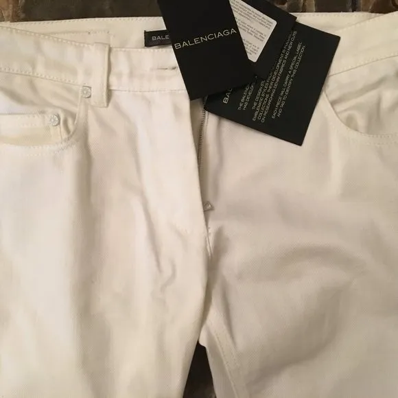 BALENCIAGA White Jeans with Tags Size Small 26
          
      NWT