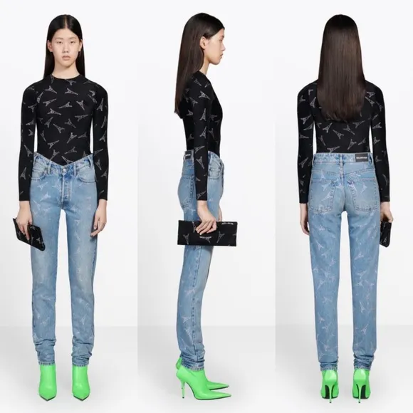 Balenciaga Crystal Eiffel Tower V-neck Denim Jeans in Blue
          
      NWT