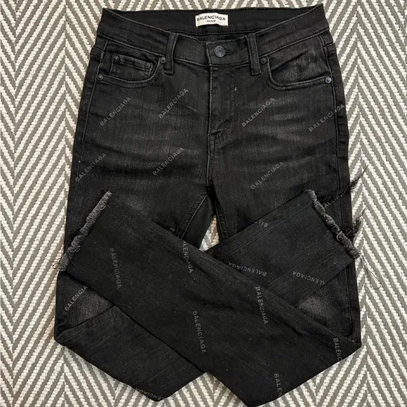 Balenciaga Logo Print Black Wash Skinny Jeans
          
      NWT