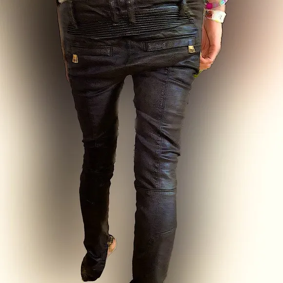 ladies BALMAIN Paris NWOT MADE IN FRANCE BY HAND quilted Motorcycle denim WAXED!
          
      Boutique