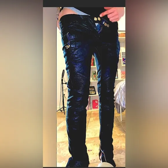 Rare Nwot balmain Paris black waxed leathered Balmain quilted moto denim jeans👖
          
      Boutique