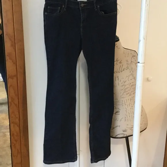 Banana Republic bootcut jeans😥 JUST HAD A STROKE