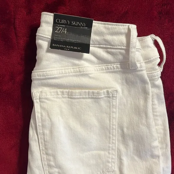 Banana Republic curvy skinny jeans - new with tags!
          
      NWT
