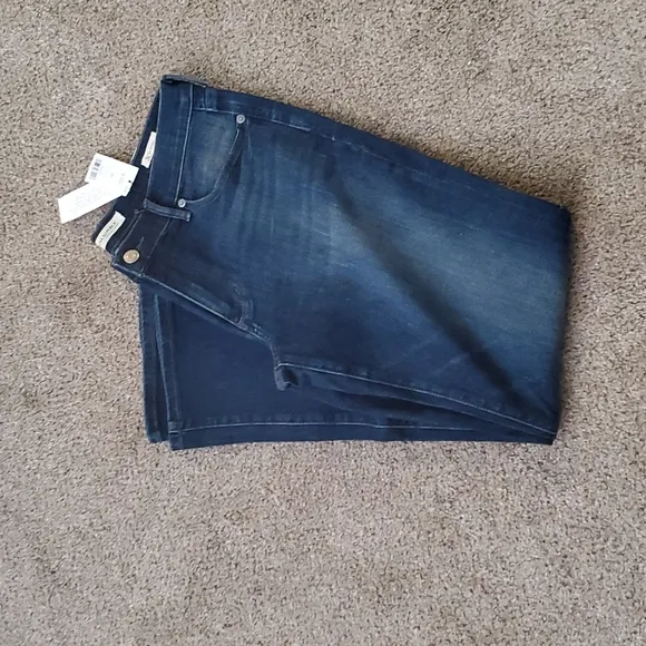 NWT Banana Republic Straight Leg Jeans
          
      NWT