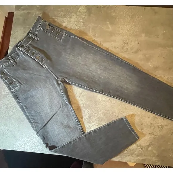 Banana Republic button fly high rise skinny jeans 29