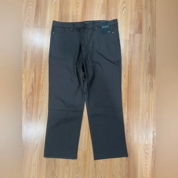 Banana Republic Jeans Womens Size 35 Brown High Rise Straight Ankle NWT
          
      NWT