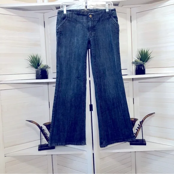 Banana Republic dark blue low waist bell bottoms denim jeans sz 4 P
