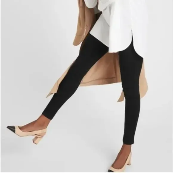NWT! Banana Republic Black Mid-Rise Skinny Fade-Resistant Ankle Jean - Multiple
          
      NWT