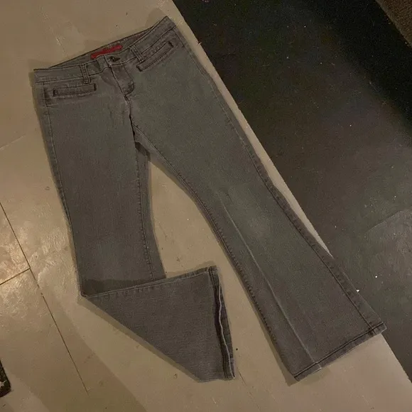 BANANA REPUBLIC Limited Edition Petite Flare jeans size women’s 4 petite