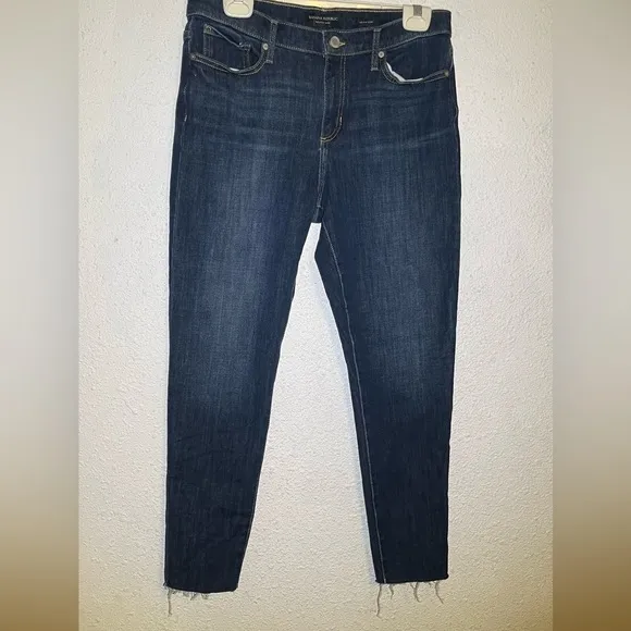 Banana republic blue mid- rise skinny raw hem jeans size 30