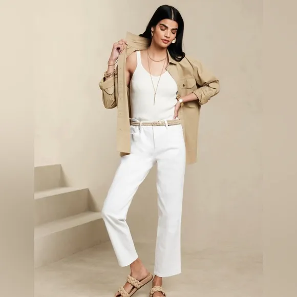 NWT! Banana Republic Women’s White Slouched Ankle Jean - Multiple
          
      NWT
