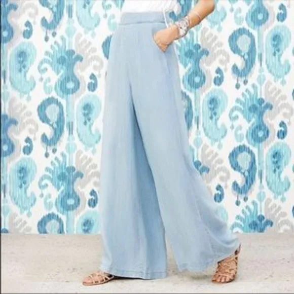 BB Dakota wide flare pant
          
      NWT