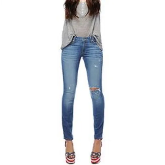 💎 Dakota collective | Distressed skinny jeans