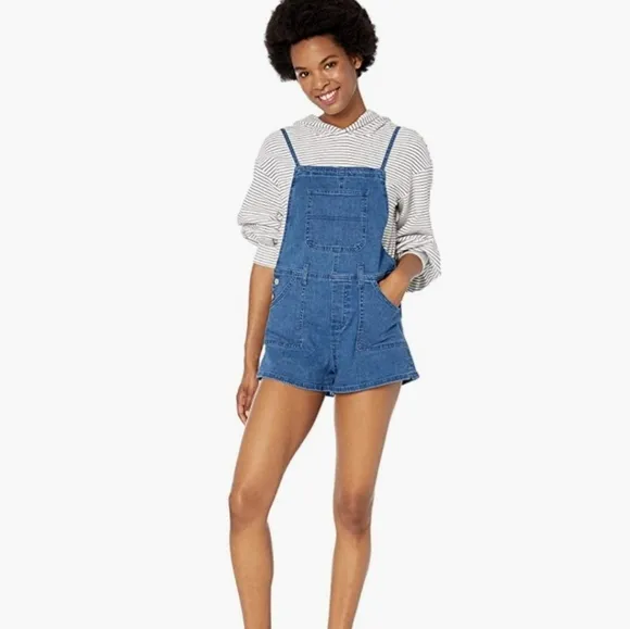 BB Dakota Overalls
          
      NWT