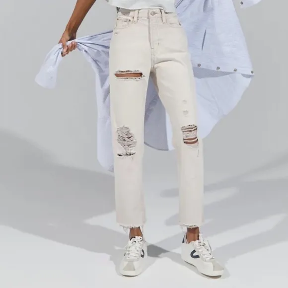 BDG Jeans
          
      NWT