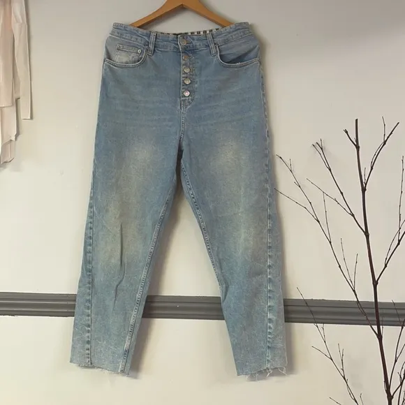 BDG Denim Hi Rise Girlfriend Button Fly Jeans