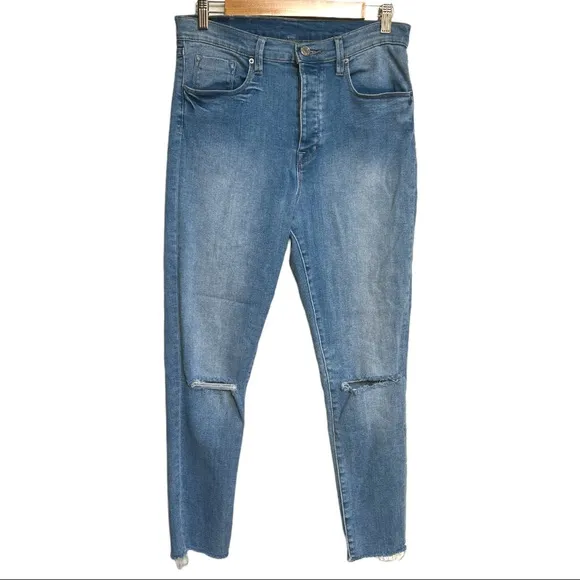 BDG WOMEN’S CROP RAW HEM TWIG HIGH RISE BUSTED KNEE BUTTON FLY JEANS SIZE 31W