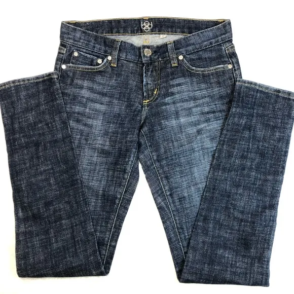 Bebe dark skinny Jeans. 💙